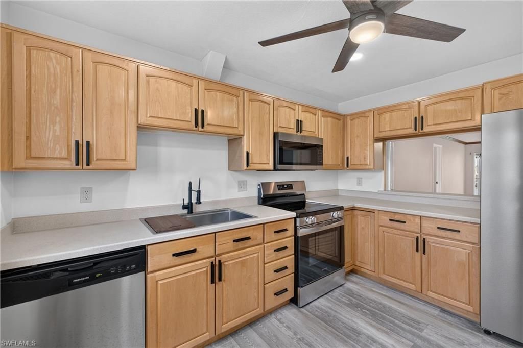 6913 Birdie Way, Fort Myers, FL 33919 Photo