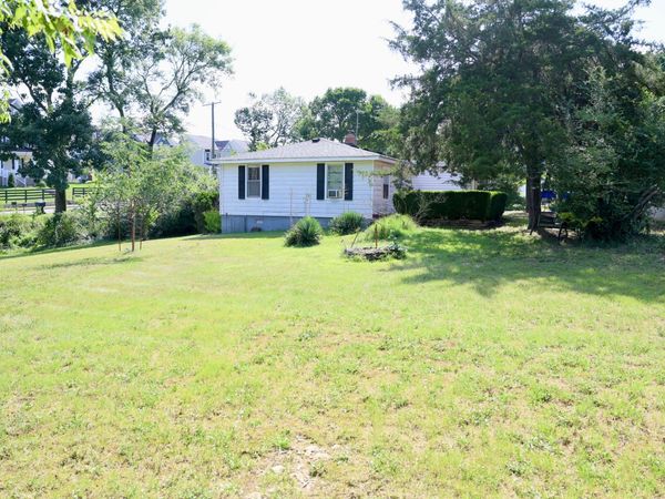 3794 Pin Hook Rd , Antioch, TN 37013