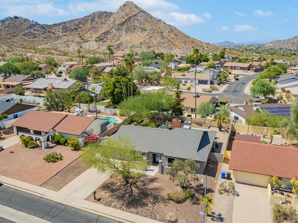 2276 E CHRISTY Drive, Phoenix, AZ 85028