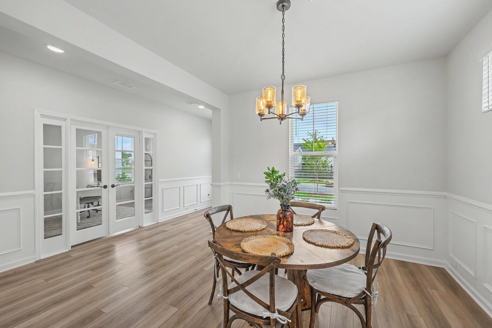 803 Gentle Breeze Drive Photo 11