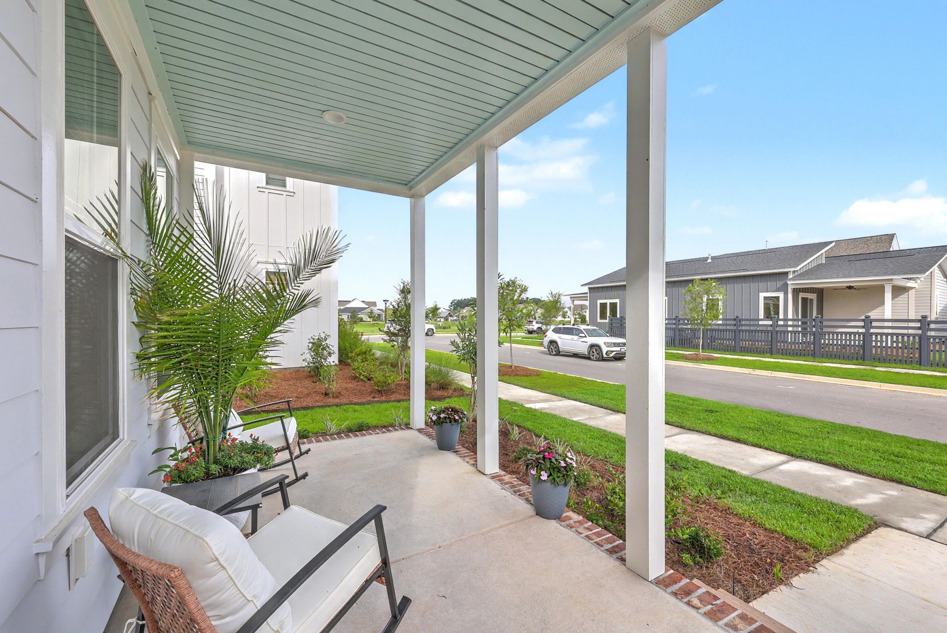 803 Gentle Breeze Drive Photo 6