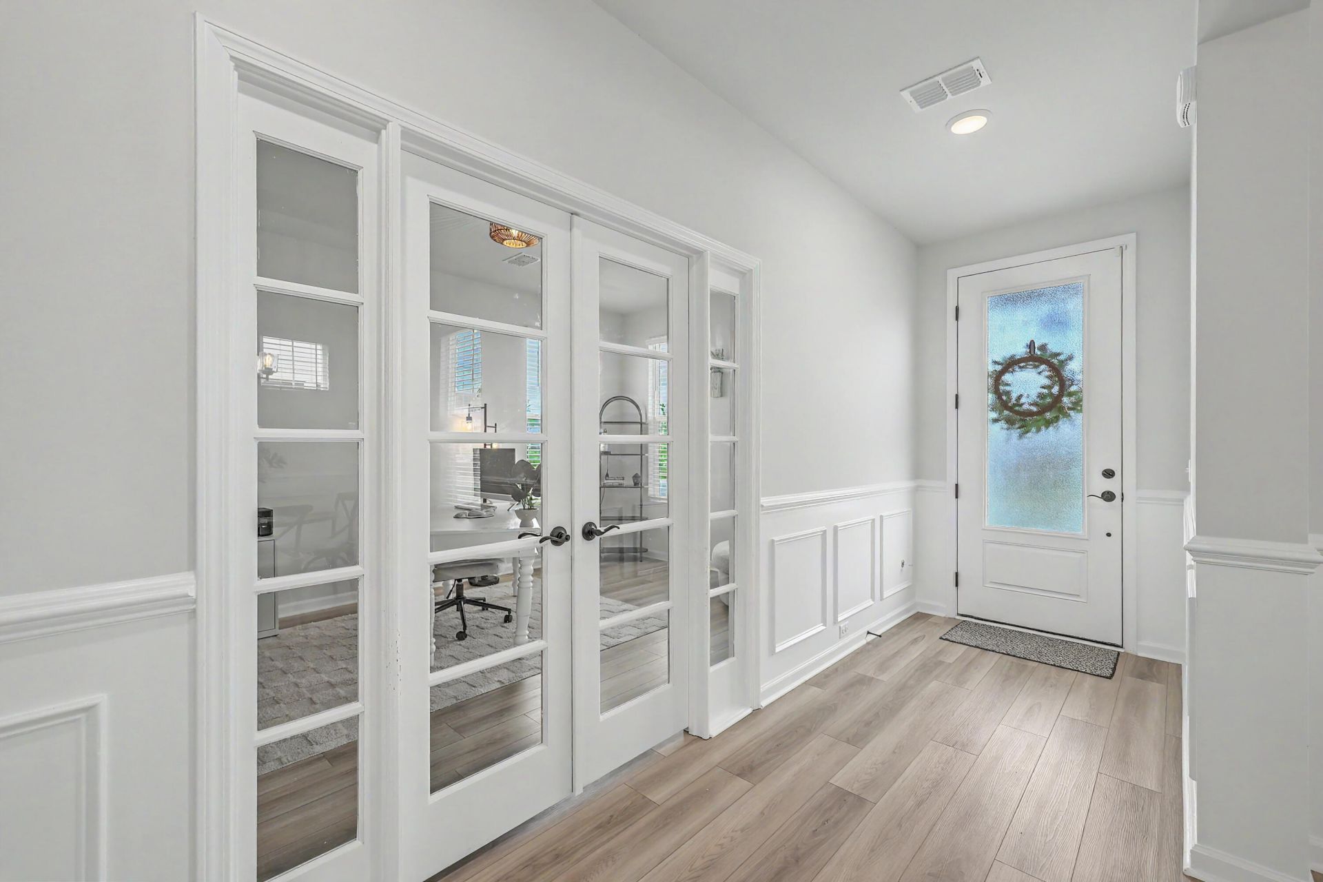 803 Gentle Breeze Drive Photo 8