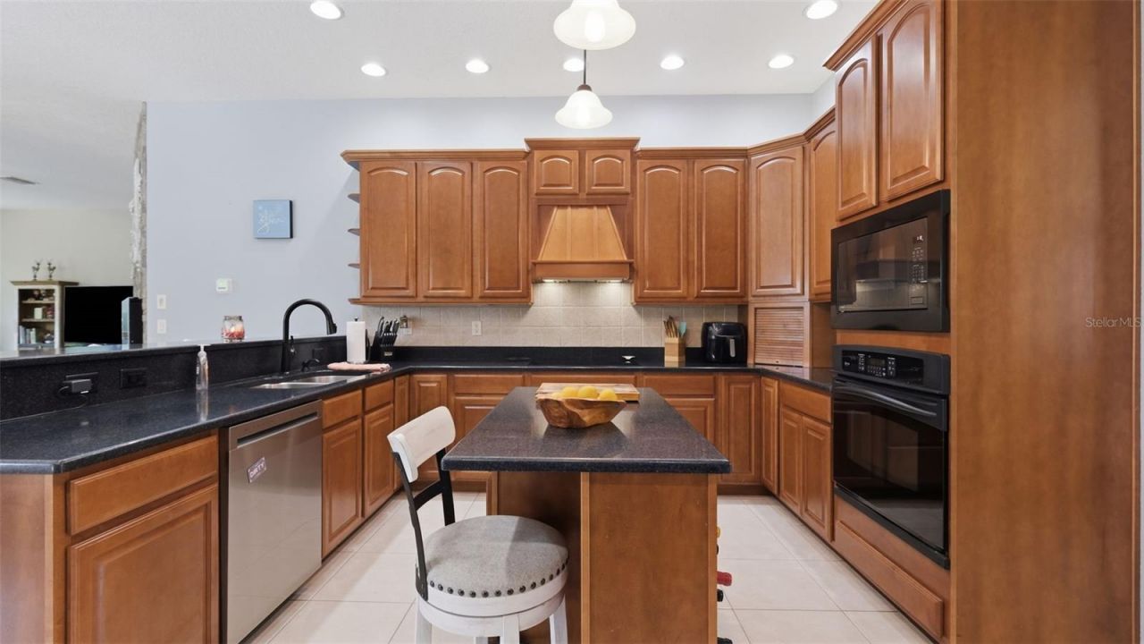 10400 Ramble Ridge Court, Weeki Wachee, FL 34613 Photo