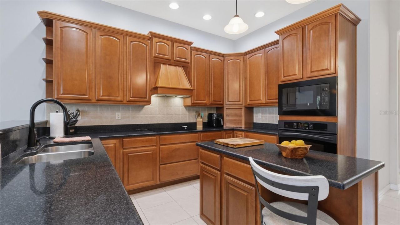 10400 Ramble Ridge Court, Weeki Wachee, FL 34613 Photo