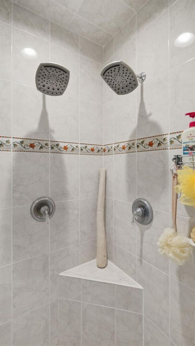 10400 Ramble Ridge Court, Weeki Wachee, FL 34613 Photo