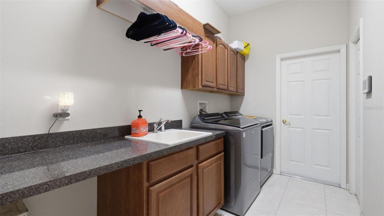 10400 Ramble Ridge Court, Weeki Wachee, FL 34613 Photo