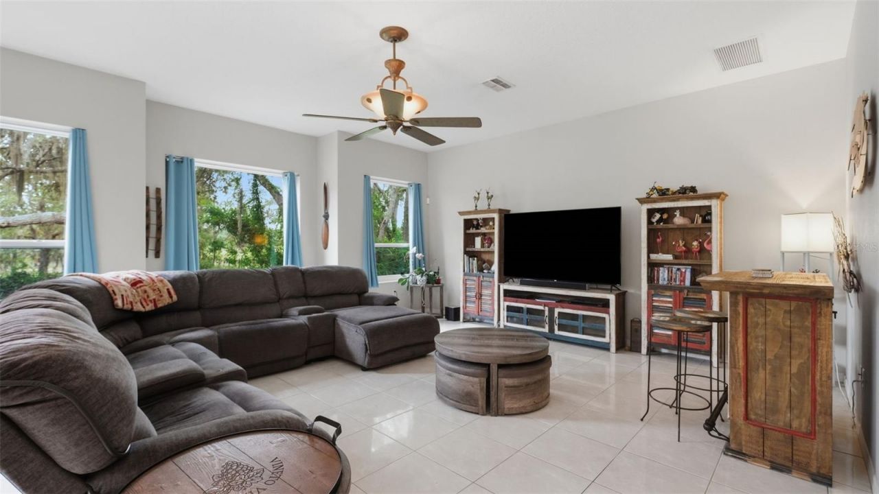 10400 Ramble Ridge Court, Weeki Wachee, FL 34613 Photo