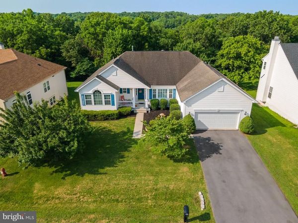 331 HOGAN DRIVE, MARTINSBURG, WV 25405
