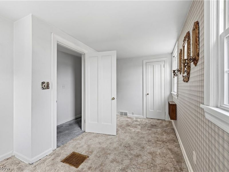 28707 Gilchrist Drive, Willowick, OH 44095 Photo 14