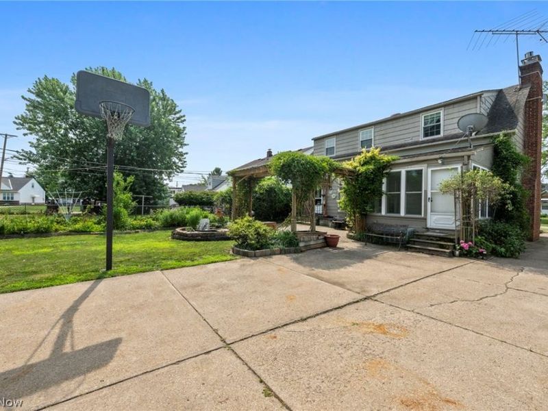 28707 Gilchrist Drive, Willowick, OH 44095 Photo 24