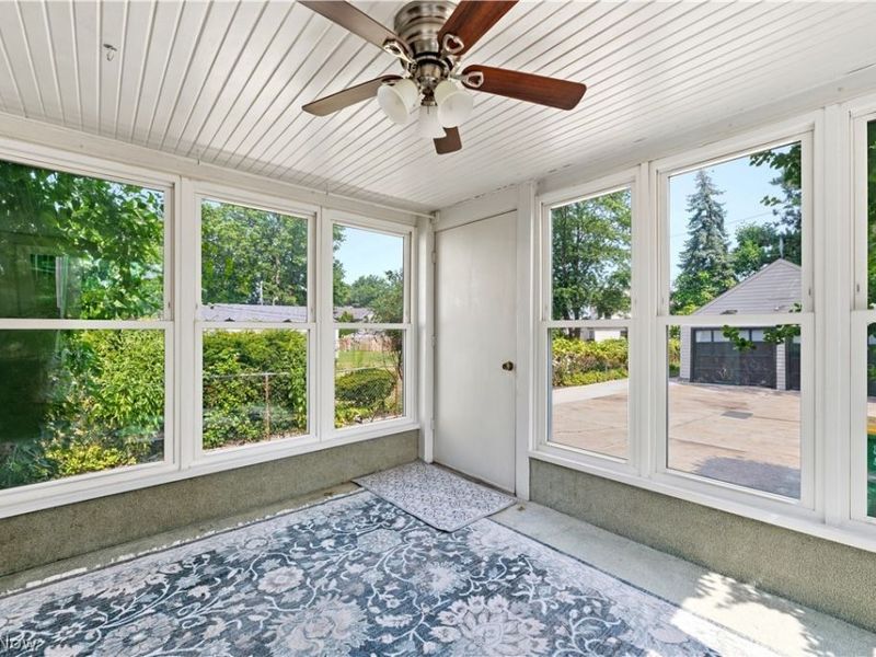 28707 Gilchrist Drive, Willowick, OH 44095 Photo 7