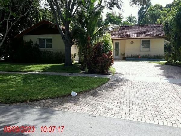 1160 RENMAR Drive, Plantation, FL 33317