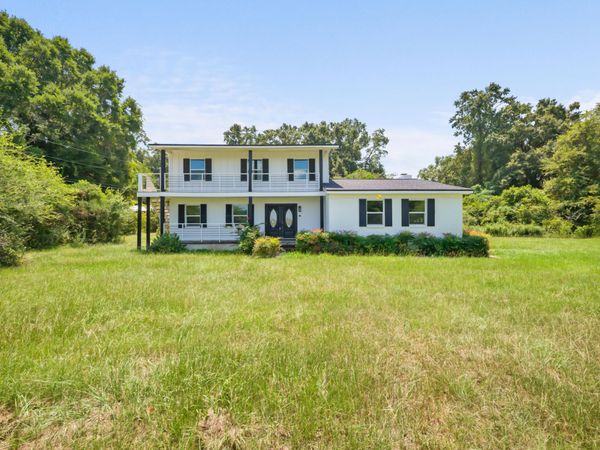 13072 Chumuckla Highway, Jay, FL 32565