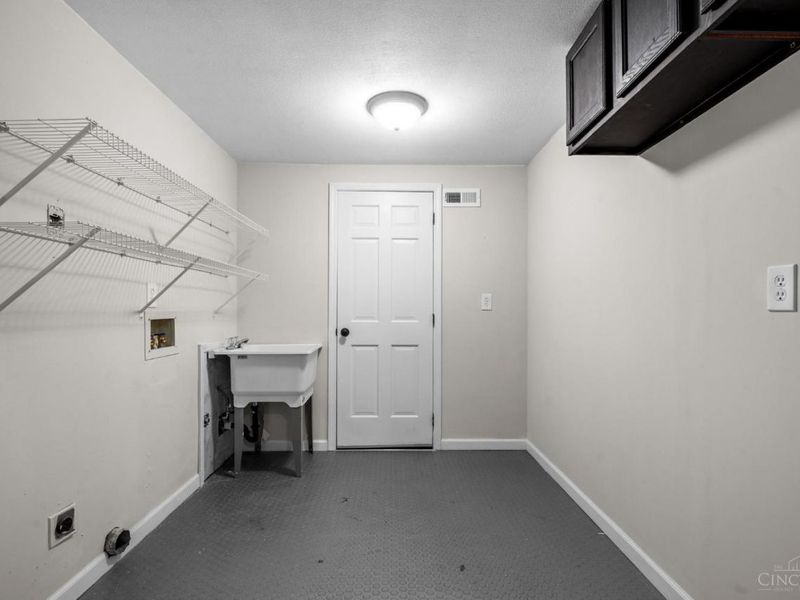 2717 N Kings Arms Circle, Centerville, OH 45440 Photo 31