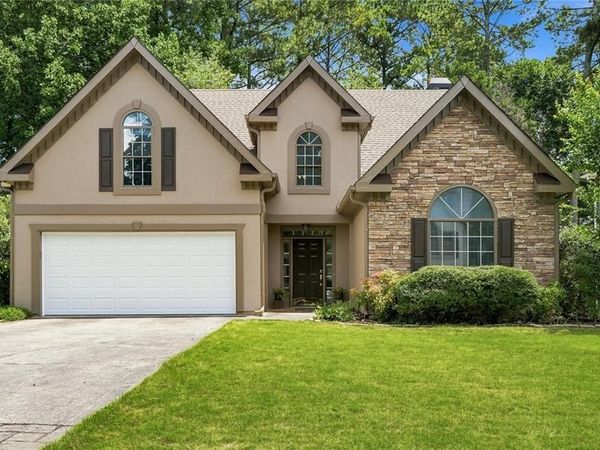 3848 Laurel Drive NW, Acworth, GA 30101