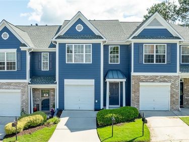 6604 Splashwater Drive , Flowery Branch, GA 30542