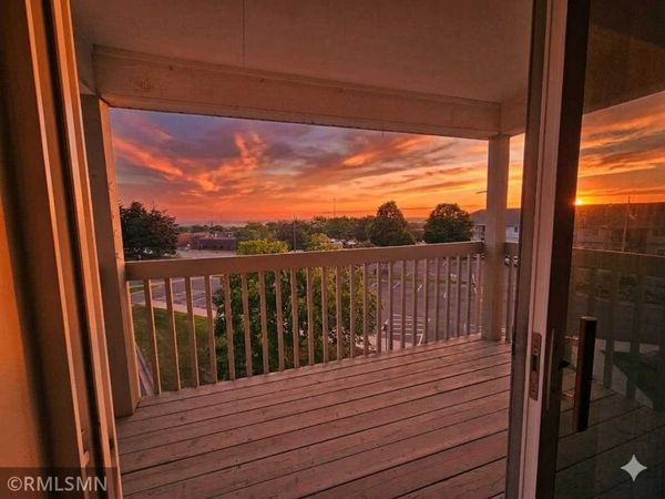 12575 Pleasant Avenue , Unit 305, Burnsville, MN 55337