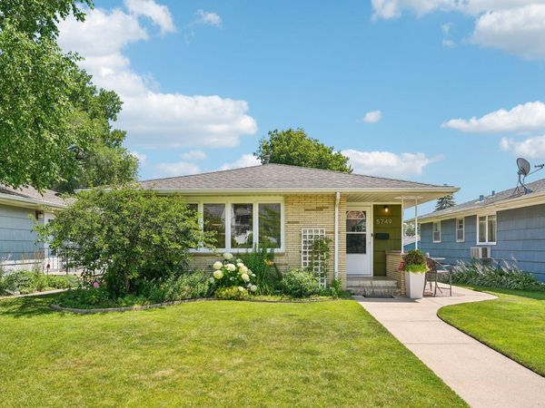 5749 Upton Avenue S, Minneapolis, MN 55410