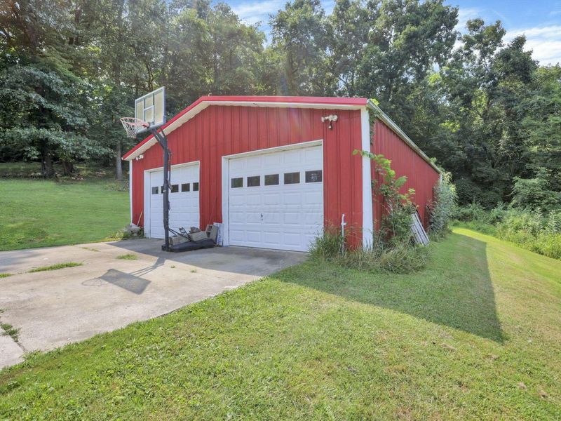 8879 National Road SE, Thornville, OH 43076 Photo 16