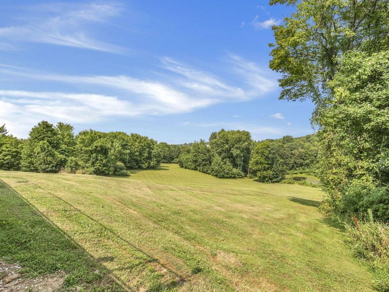 8879 National Road SE, Thornville, OH 43076 Photo 5