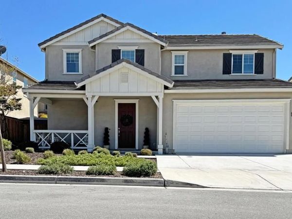 450 Thistle Street , Hollister, CA 95023