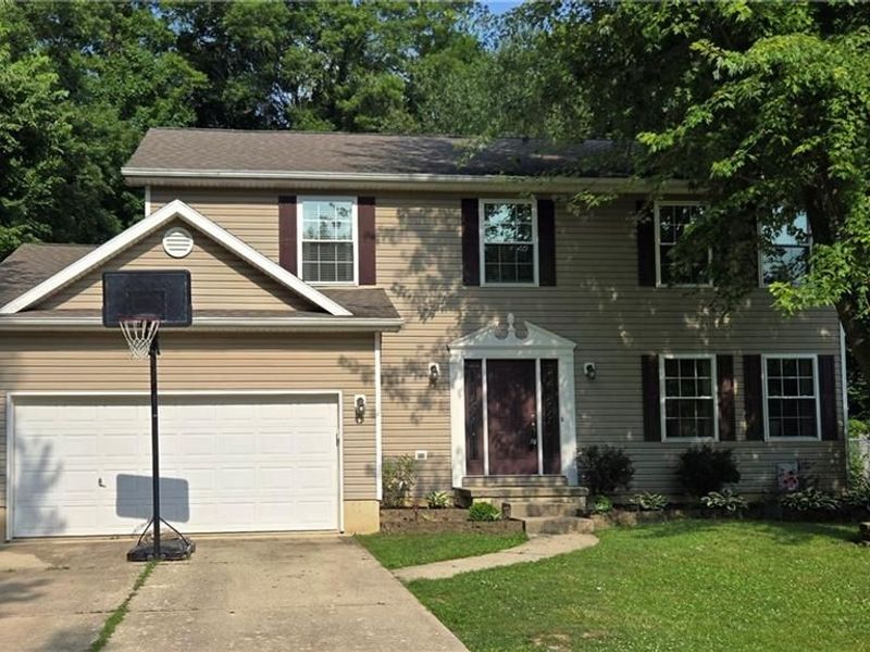 6416 Sterling Woods Drive, Clayton, OH 45315 Photo 1