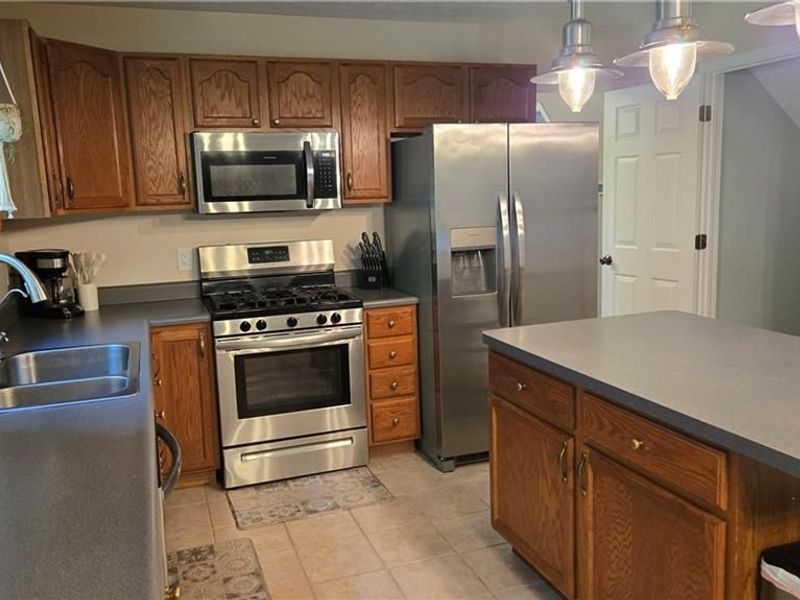 6416 Sterling Woods Drive, Clayton, OH 45315 Photo 14