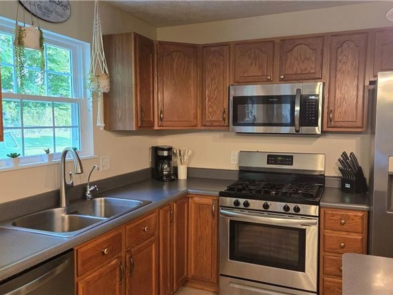6416 Sterling Woods Drive, Clayton, OH 45315 Photo 16
