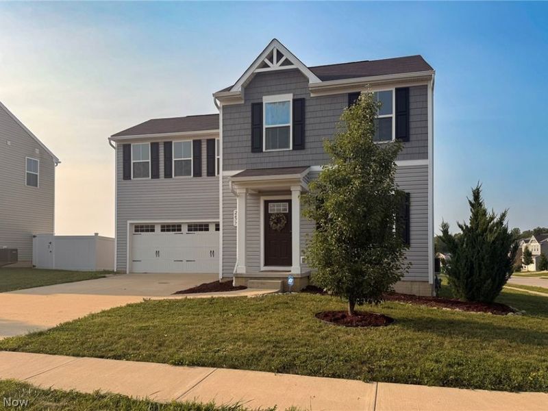2677 Himelrigh Boulevard, Barberton, OH 44203 Photo 2
