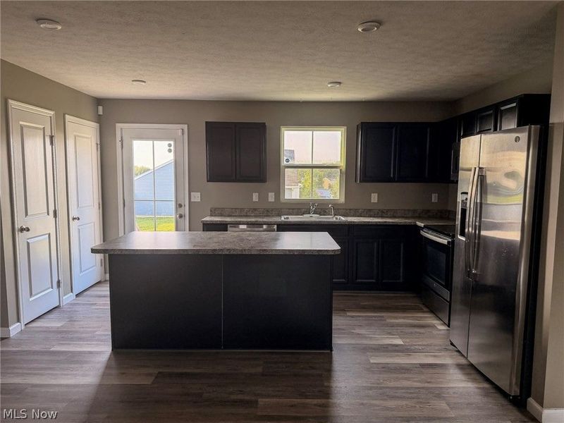 2677 Himelrigh Boulevard, Barberton, OH 44203 Photo 6