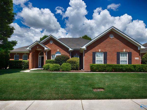 2222 Towne Park Drive SW, Huntsville, AL 35803