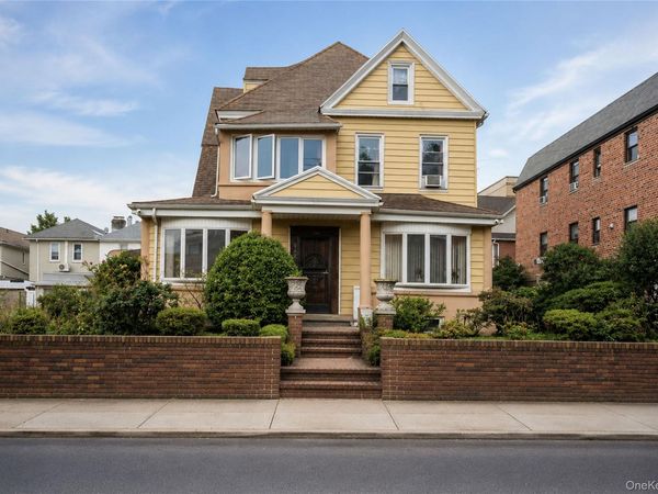 942 72nd Street , Brooklyn, NY 11228