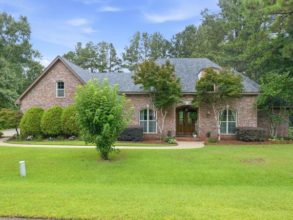 115 Carriage Parke Dr., Purvis, MS 39475