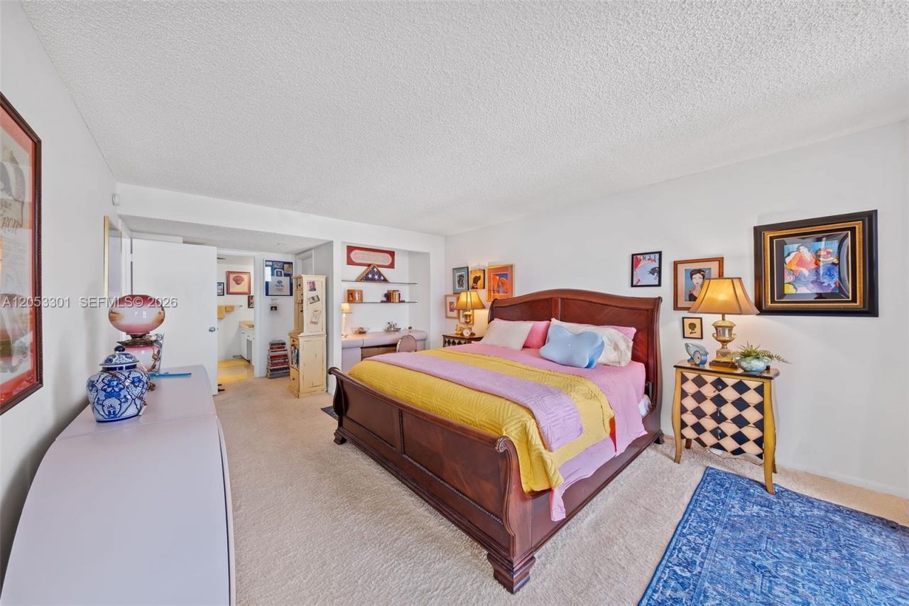 4000 Towerside Ter, Unit 1210, Miami, FL 33138 Photo