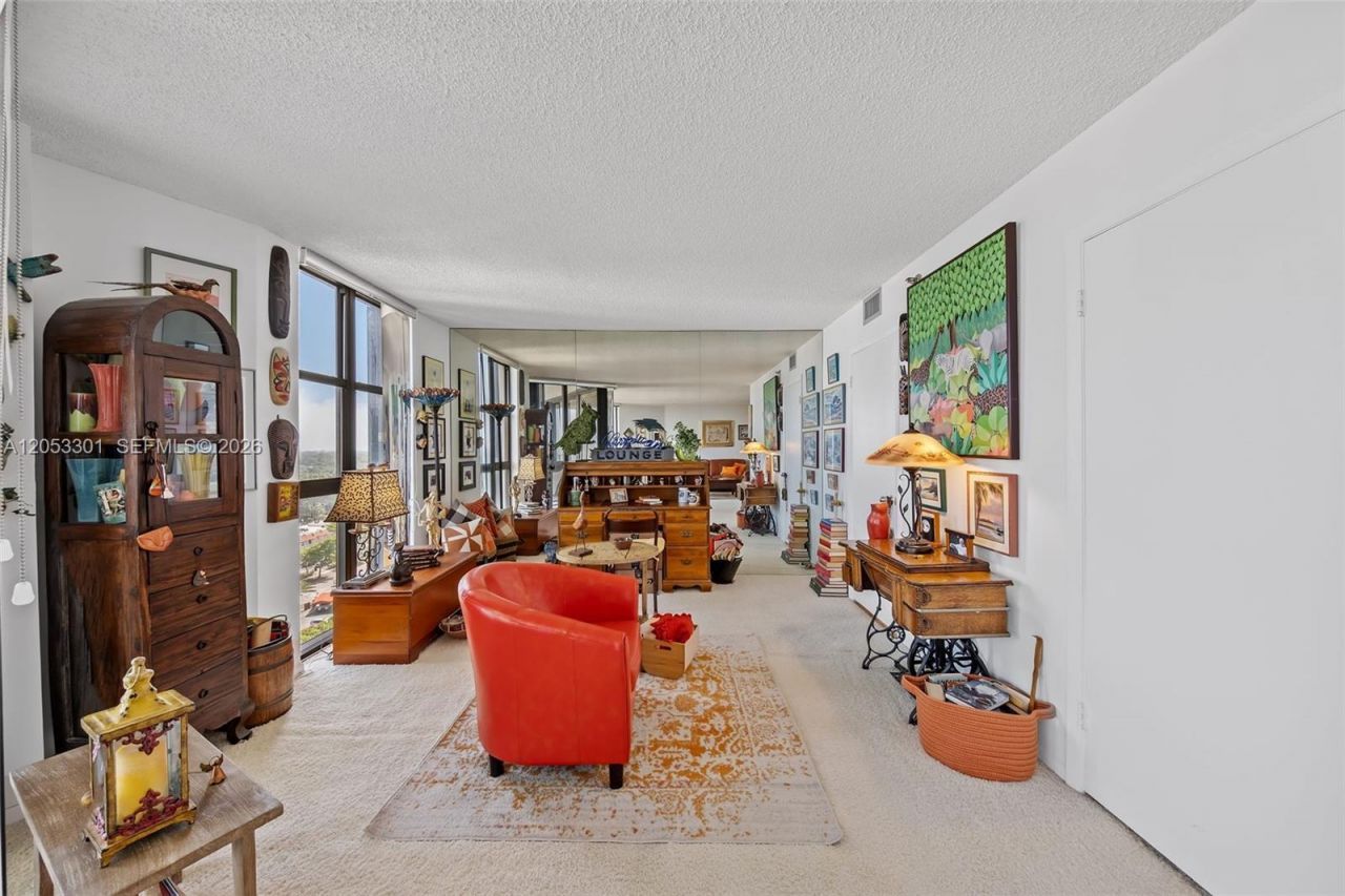 4000 Towerside Ter, Unit 1210, Miami, FL 33138 Photo