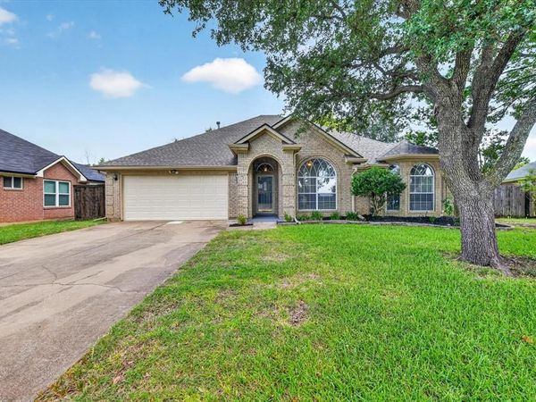 6740 Old Mill Court, North Richland Hills, TX 76182