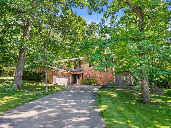 43W975 Nottingham Drive , Elburn, IL 60119