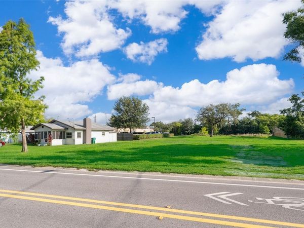 261 E CHURCH AVENUE , LONGWOOD, FL 32750