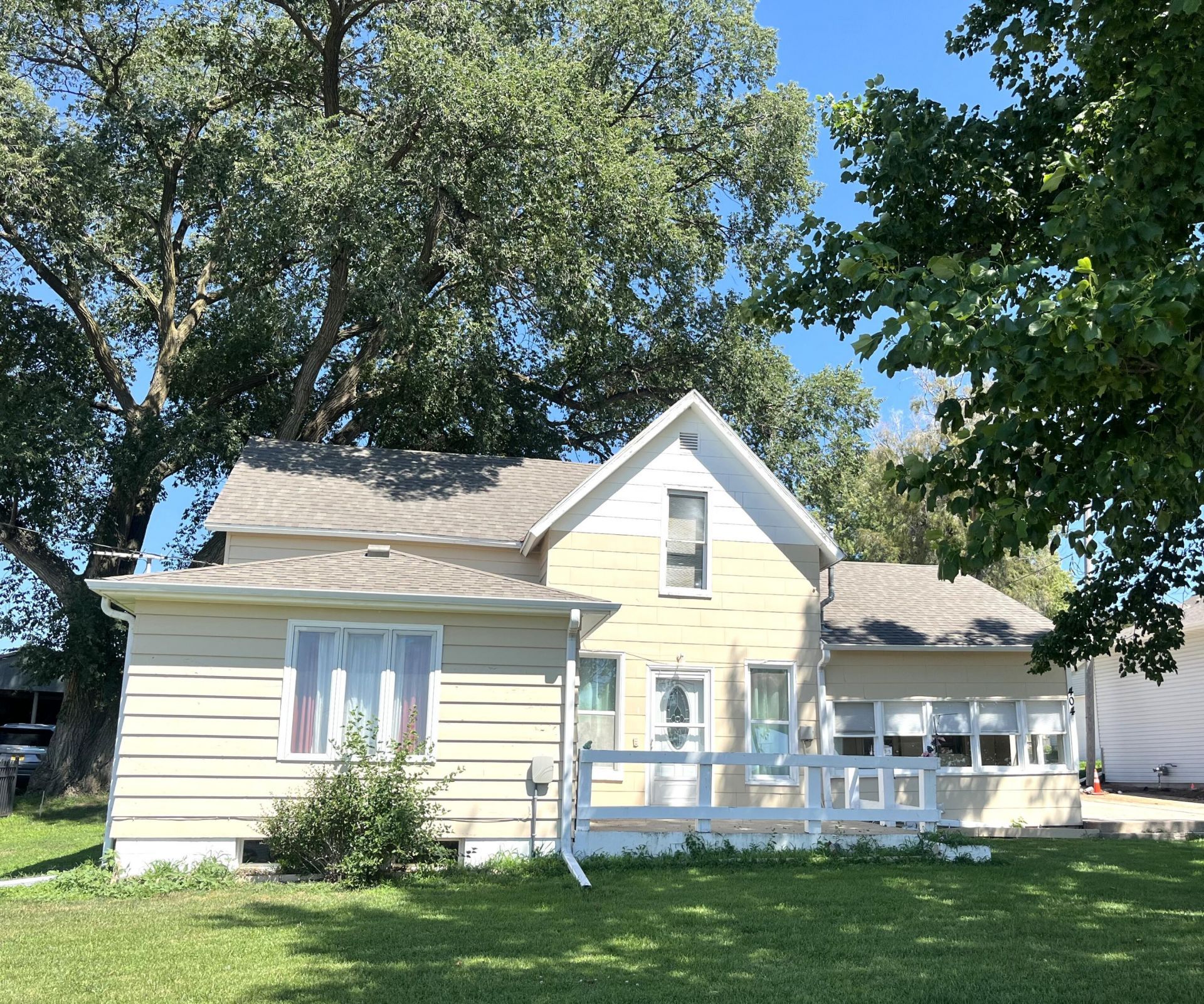 404 Pearl Street, Neola, IA 51559 Main Photo