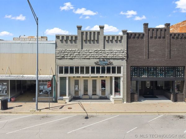 111 W Main , Ardmore, OK 73401