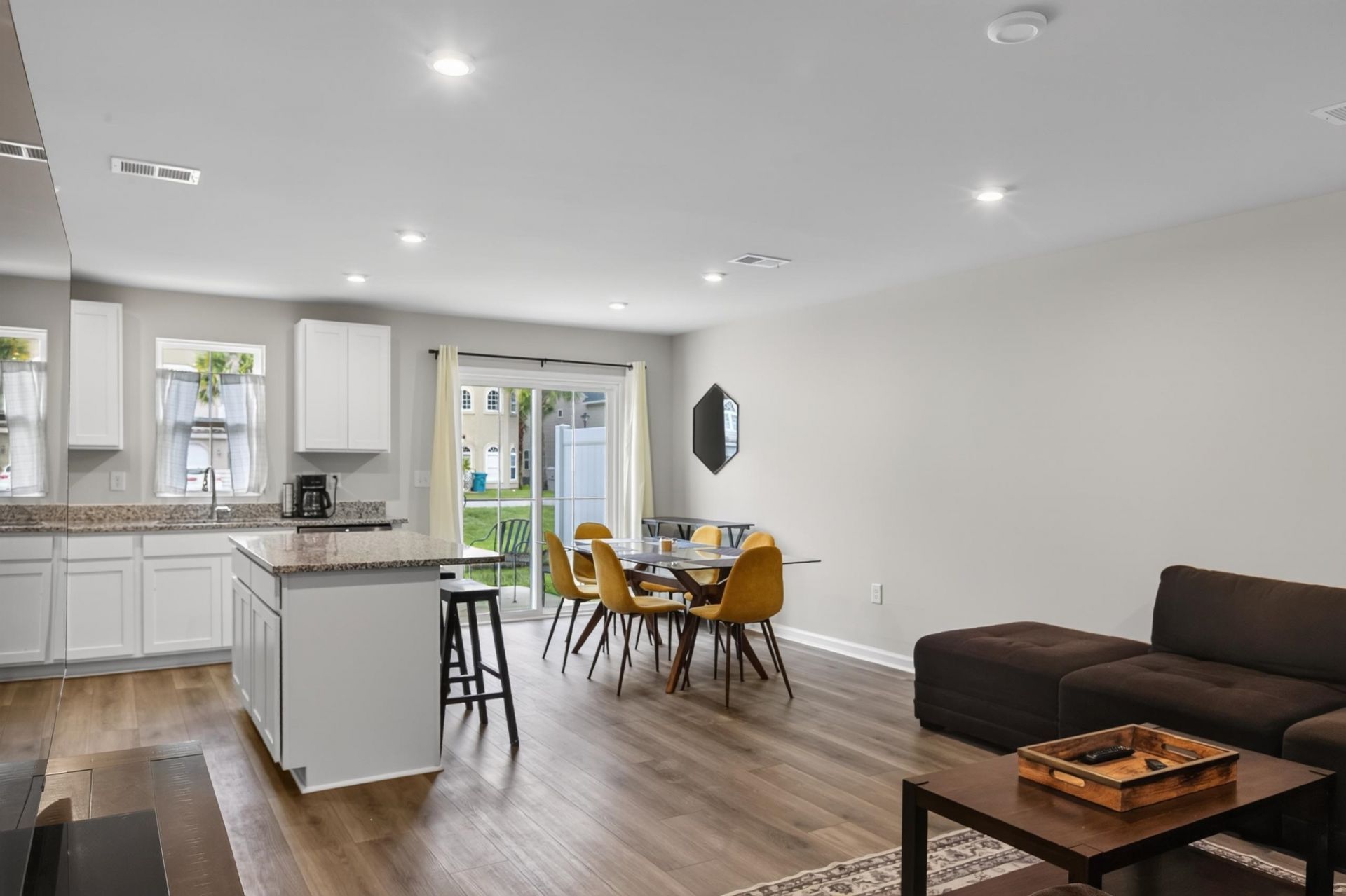 262 Christiana Ln.  Photo 8
