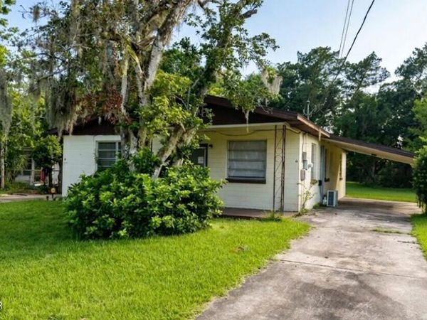 820 Narcissus Avenue, Daytona Beach, FL 32117