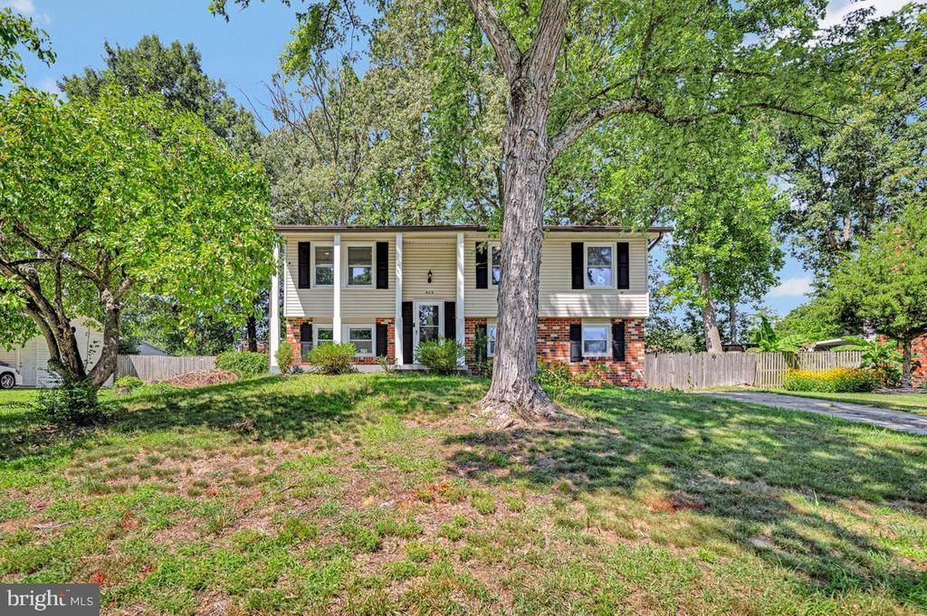 409 University Drive, Waldorf, MD 20602 Main Photo