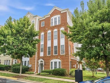 2392 BROOKMOOR LANE, WOODBRIDGE, VA 22191