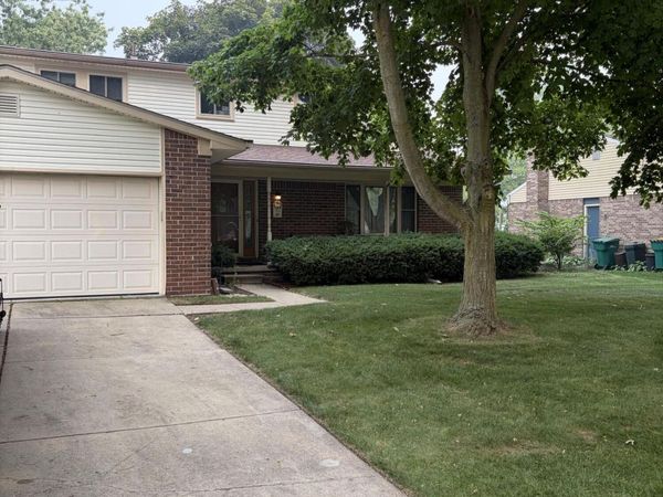359 Old Creek Drive, Saline, MI 48176