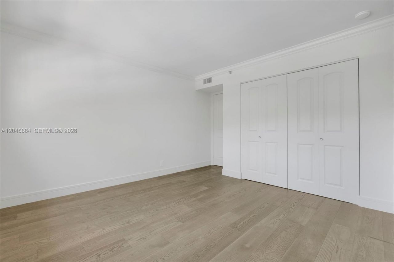 3200 Port Royale Dr N, Unit 205, Fort Lauderdale, FL 33308 Photo