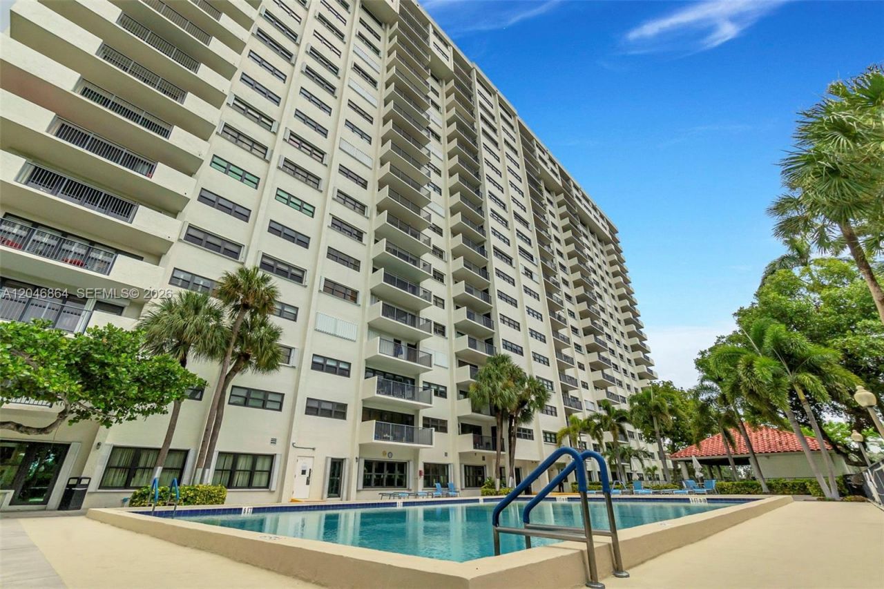 3200 Port Royale Dr N, Unit 205, Fort Lauderdale, FL 33308 Photo