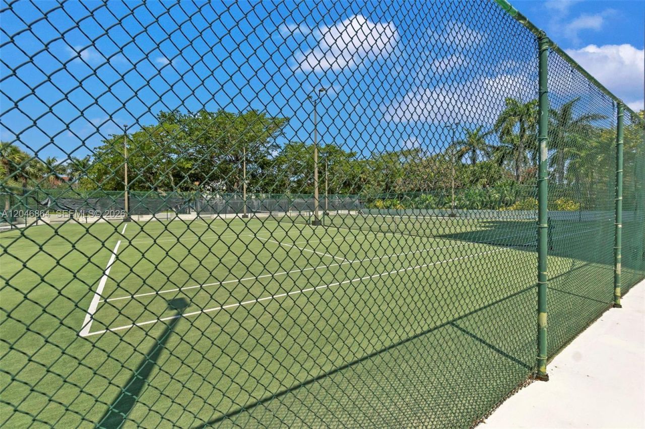 3200 Port Royale Dr N, Unit 205, Fort Lauderdale, FL 33308 Photo