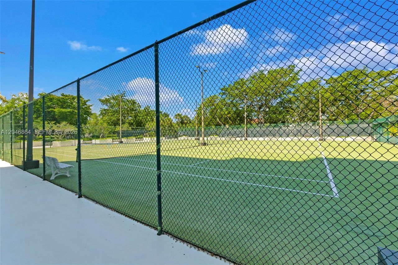3200 Port Royale Dr N, Unit 205, Fort Lauderdale, FL 33308 Photo