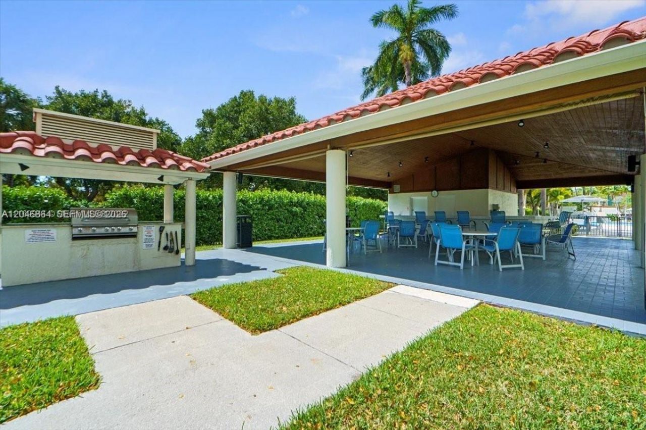 3200 Port Royale Dr N, Unit 205, Fort Lauderdale, FL 33308 Photo